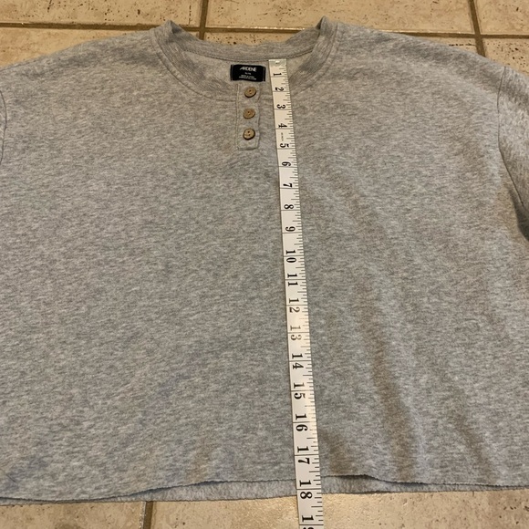 ARDENE Gray Cropped Henley Sweatshirt - XL - Picture 5 of 5